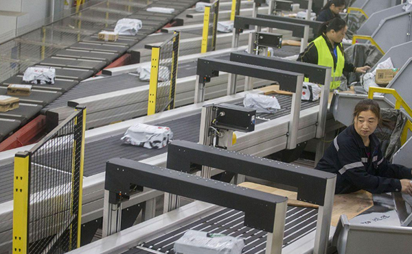 DWS物流設備,量方掃碼稱重分揀機,掃碼稱重量方一體機,高臻智能